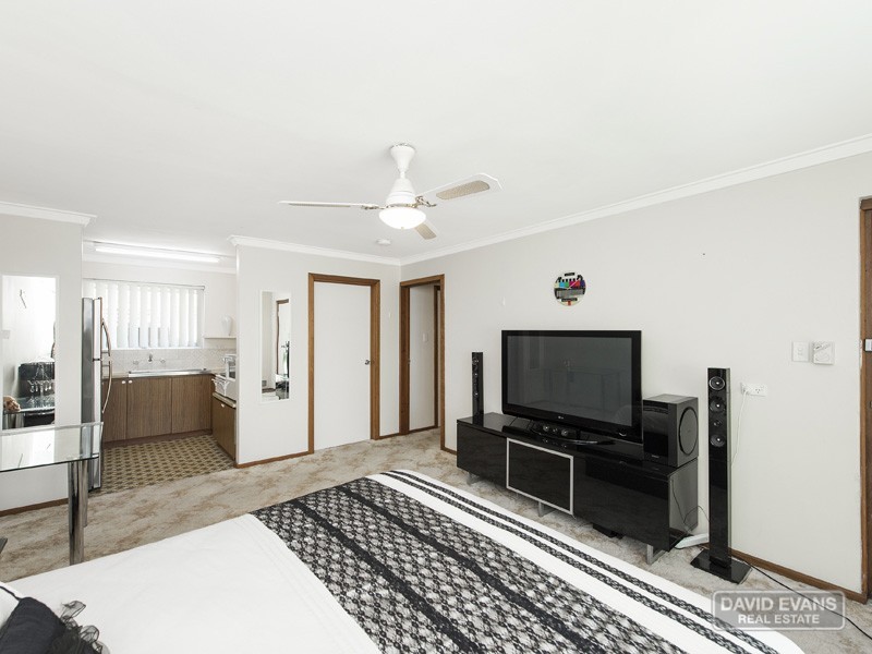 9/10 Hefron Street, Rockingham WA 6168