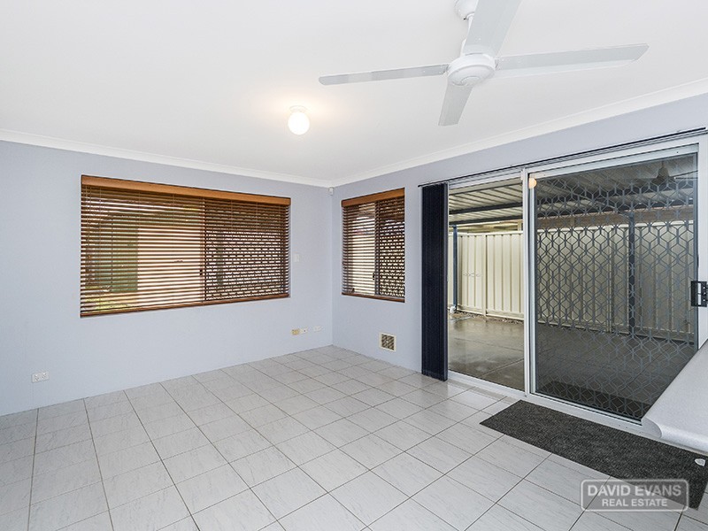 8 Pallarup Grove, Waikiki WA 6169