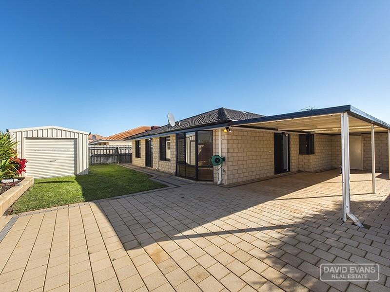 8 BOYLE AVENUE, Rockingham WA 6168