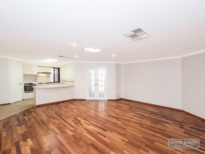 8 BOYLE AVENUE, Rockingham WA 6168