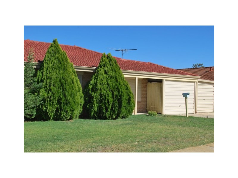27 Gascoyne Way, Cooloongup WA 6168