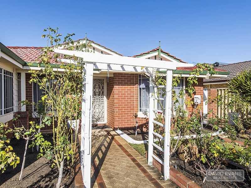 6 Violet Grove, Warnbro WA 6169