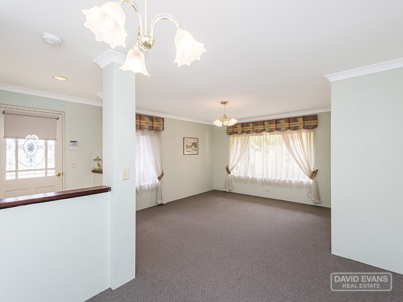 6 Violet Grove, Warnbro WA 6169
