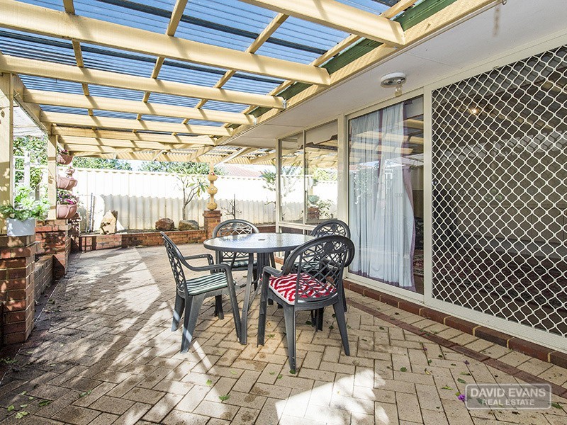 6 Violet Grove, Warnbro WA 6169