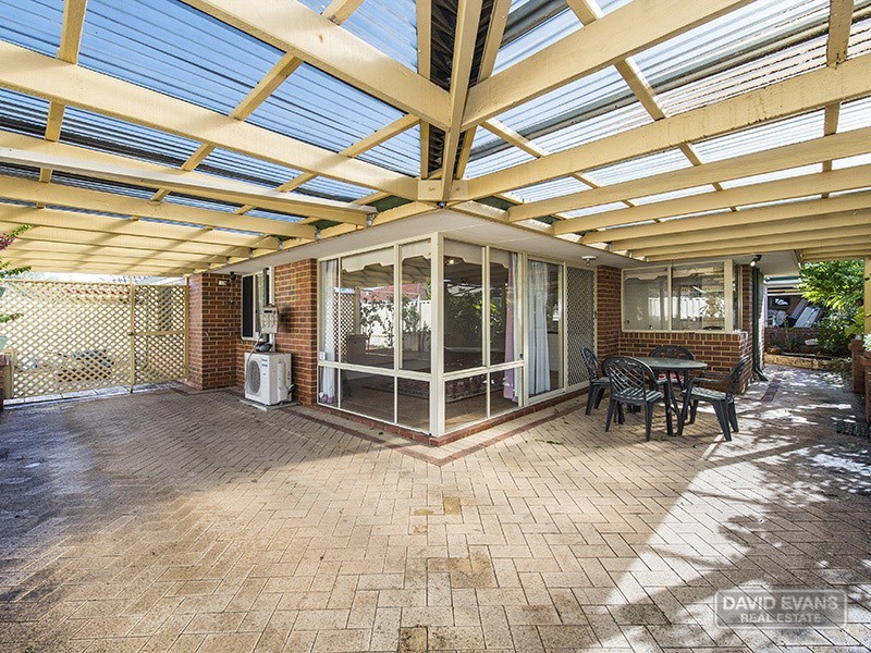 6 Violet Grove, Warnbro WA 6169