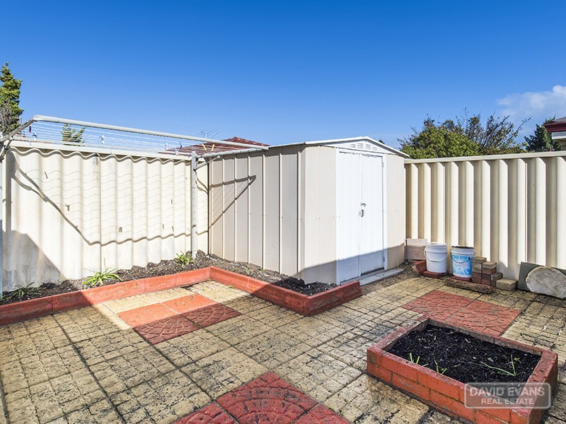 6 Violet Grove, Warnbro WA 6169