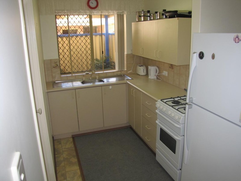 28/15 Ashford Avenue, Rockingham WA 6168