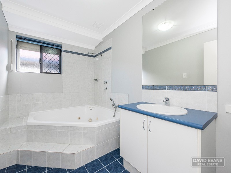 7 Riviera Vista, Port Kennedy WA 6172