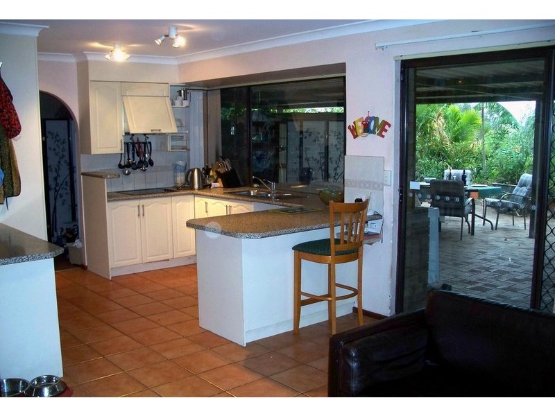 11 Keedes Court, Parmelia WA 6167