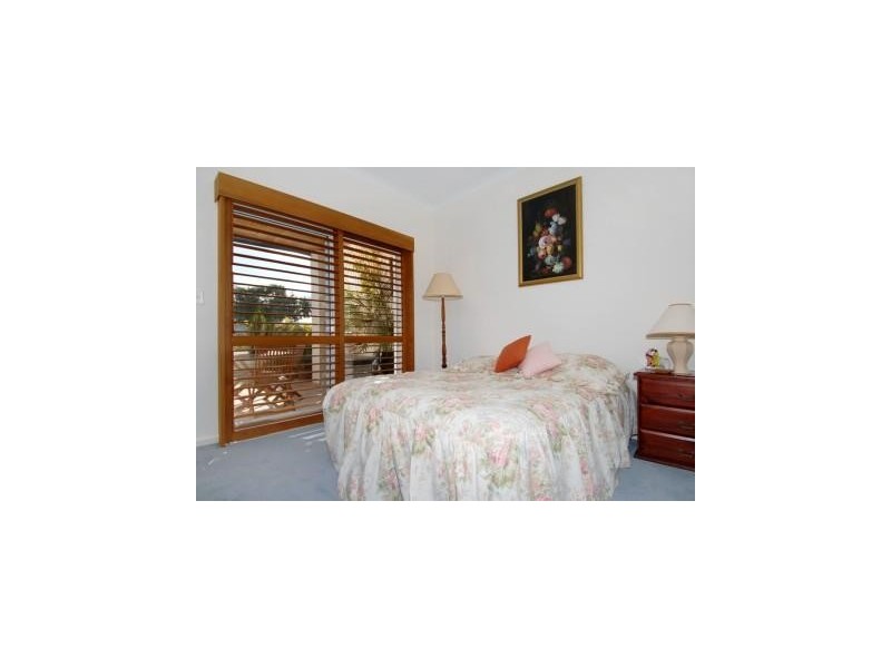 2B Hymus Street, Rockingham WA 6168