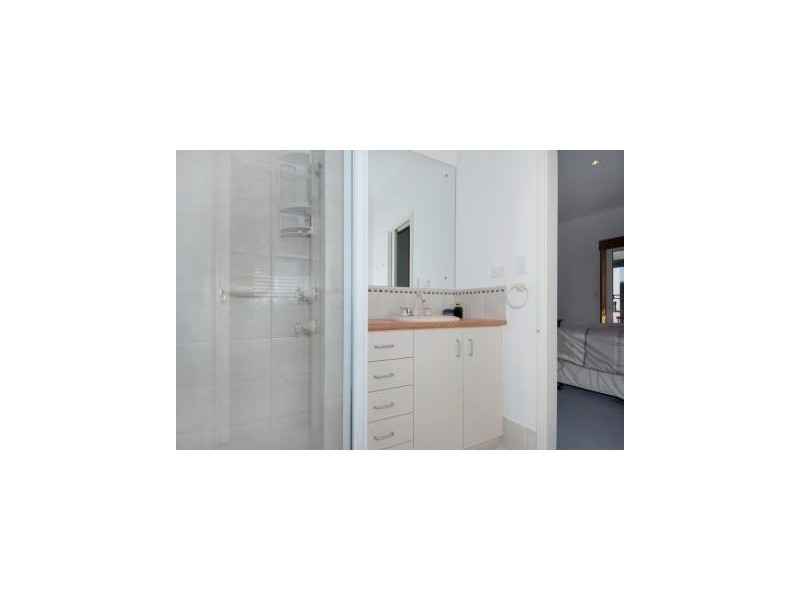 2B Hymus Street, Rockingham WA 6168