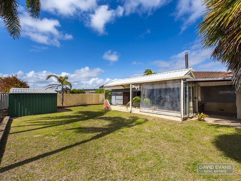 51 Kingsbridge Road, Warnbro WA 6169