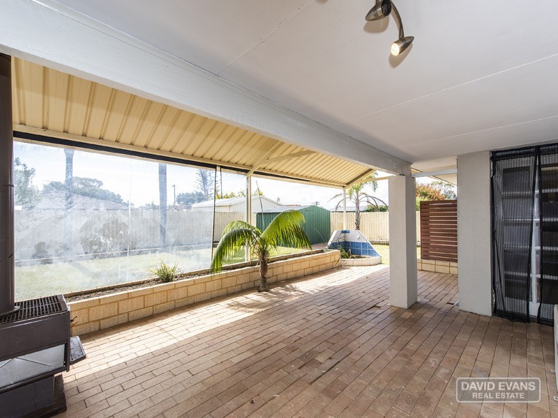 51 Kingsbridge Road, Warnbro WA 6169