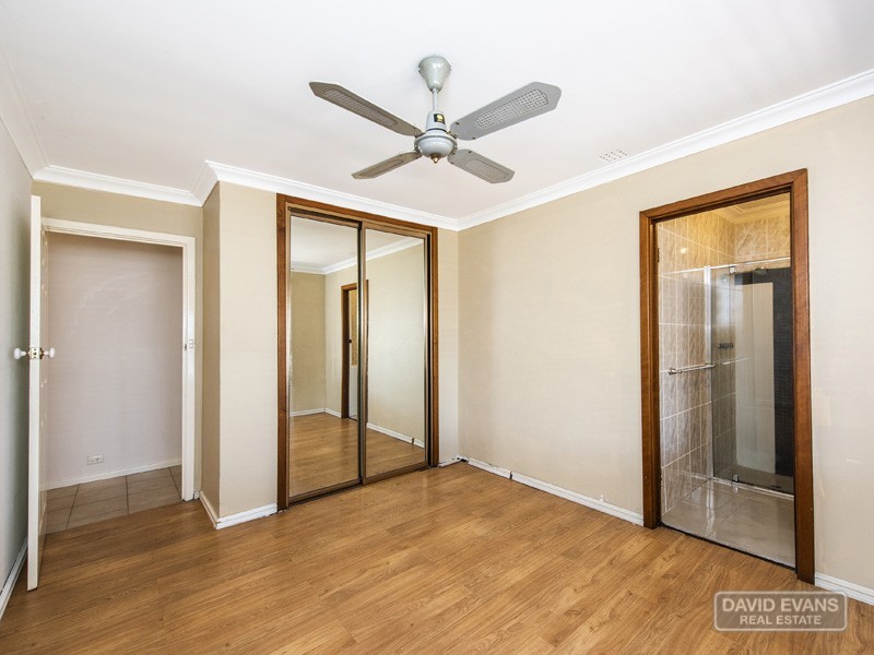 51 Kingsbridge Road, Warnbro WA 6169