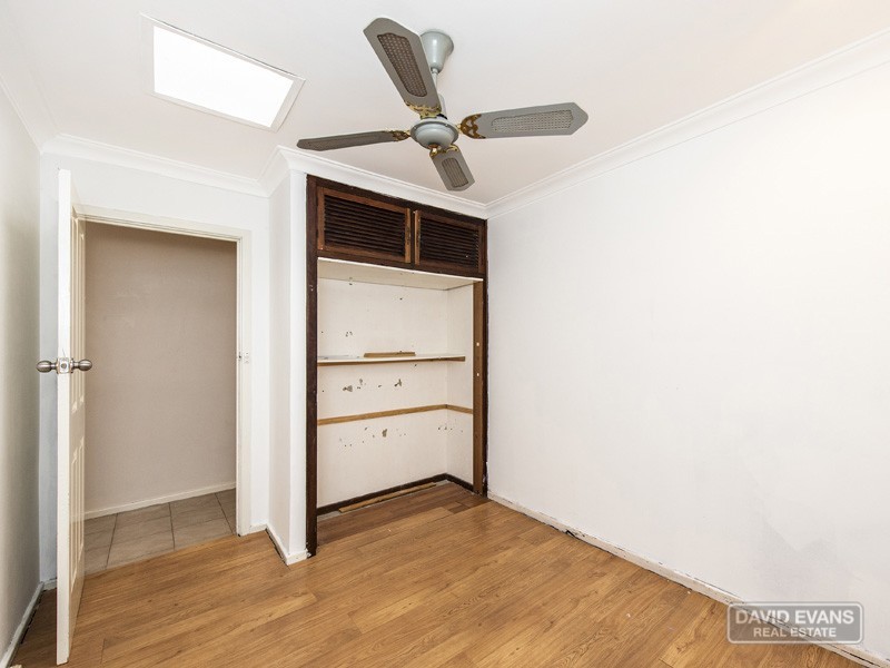 51 Kingsbridge Road, Warnbro WA 6169