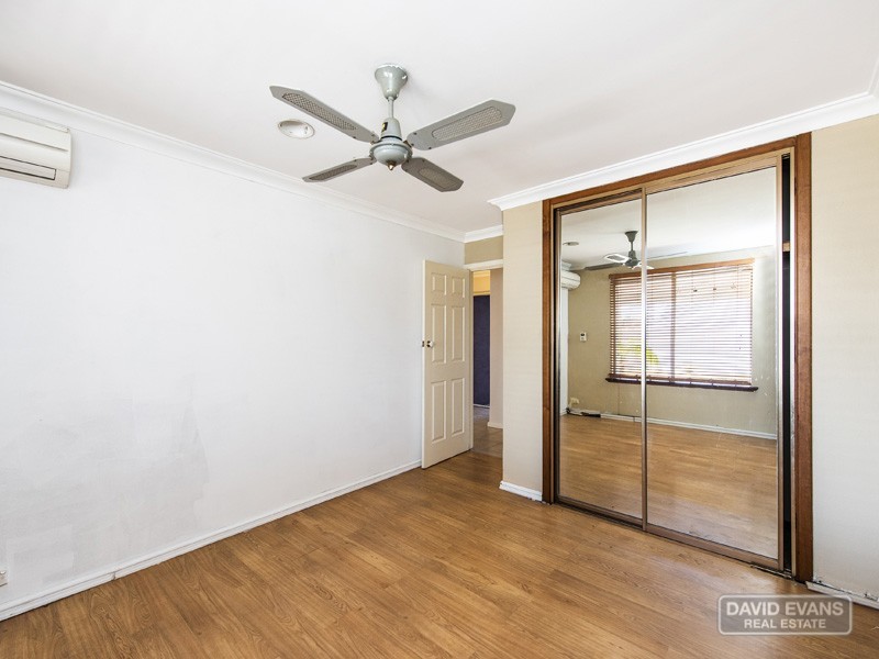 51 Kingsbridge Road, Warnbro WA 6169