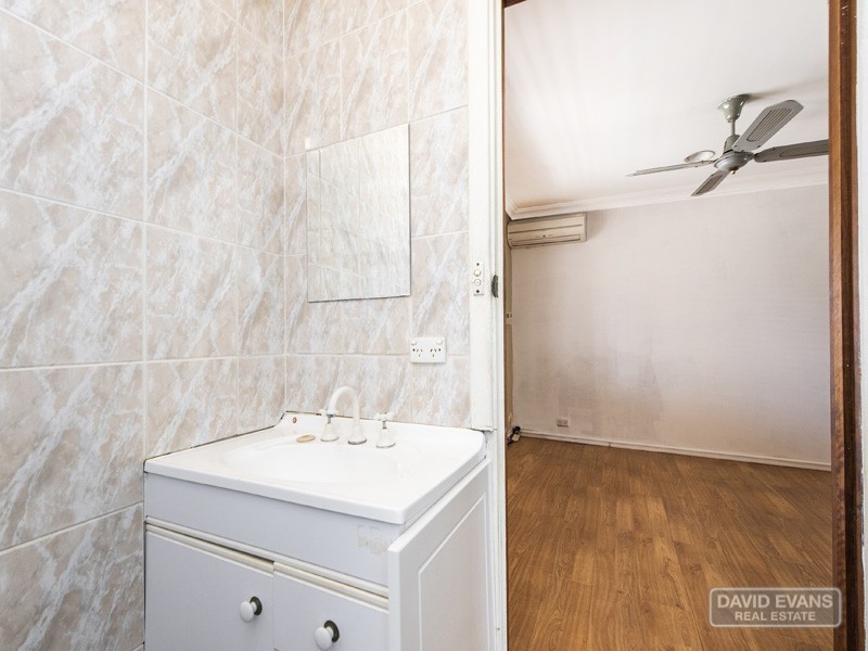 51 Kingsbridge Road, Warnbro WA 6169