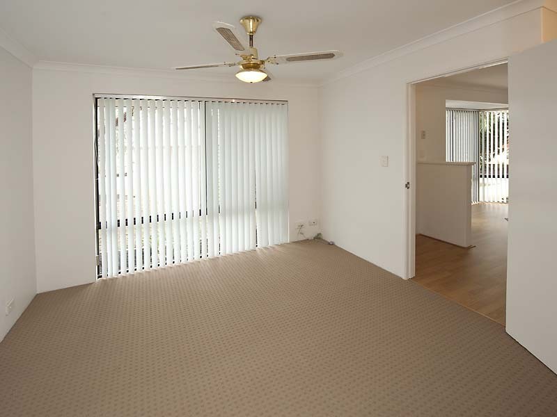 120 Dalrymple Drive, Leda WA 6170