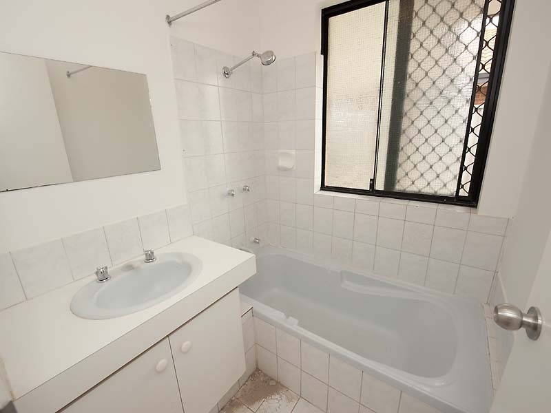 120 Dalrymple Drive, Leda WA 6170