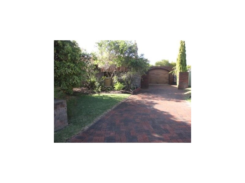 3 Truscan Close, Cooloongup WA 6168
