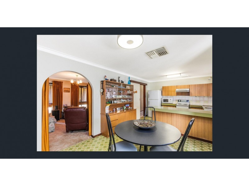 1 Hawkins Street, Rockingham WA 6168