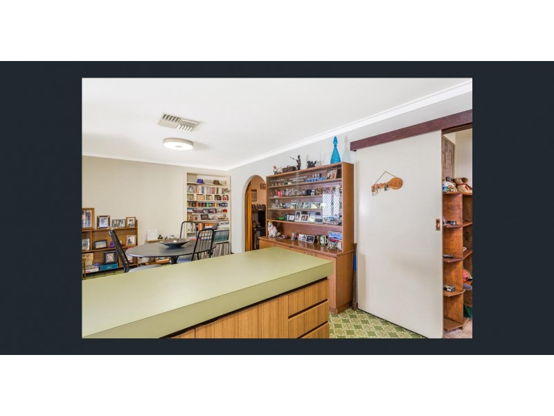 1 Hawkins Street, Rockingham WA 6168