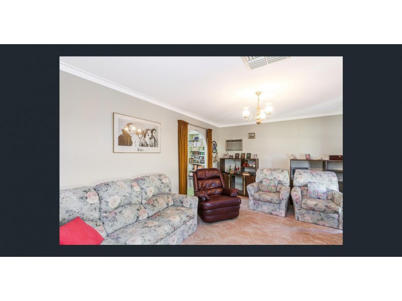 1 Hawkins Street, Rockingham WA 6168