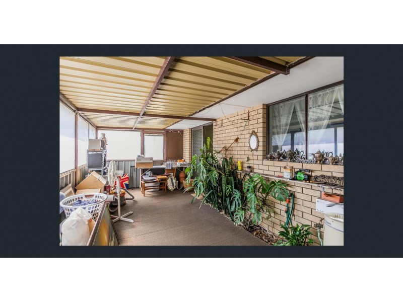 1 Hawkins Street, Rockingham WA 6168