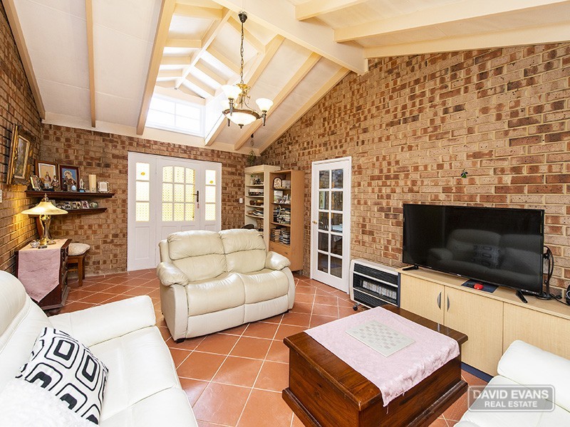 3 Lansby Court, Riverton WA 6148