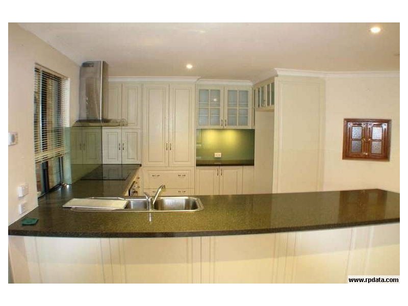 9 Rothesay Court, Cooloongup WA 6168