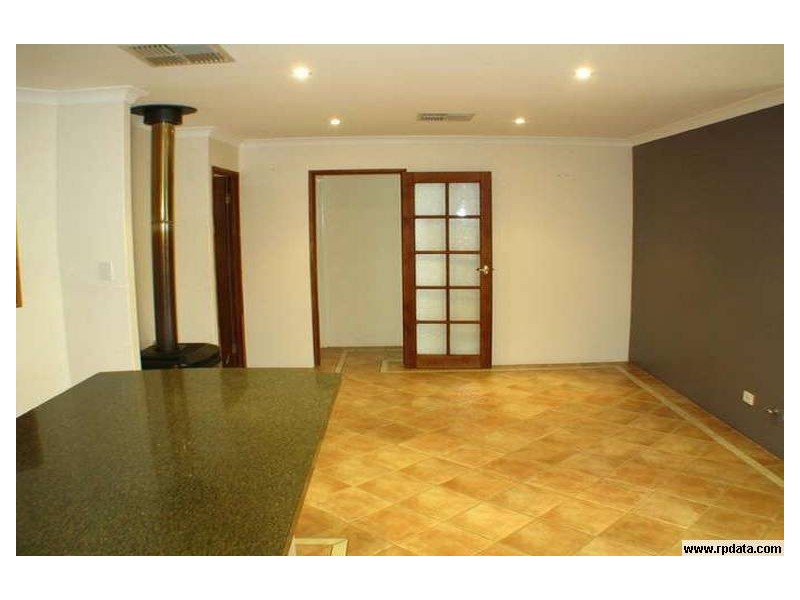9 Rothesay Court, Cooloongup WA 6168