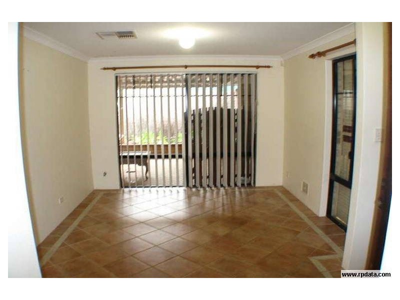 9 Rothesay Court, Cooloongup WA 6168