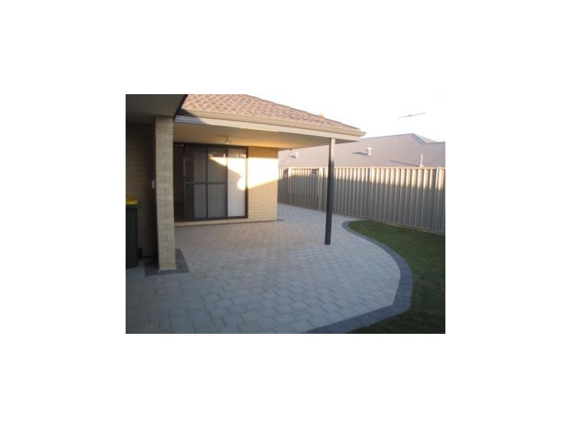 11 Pagham Crt, Wellard WA 6170