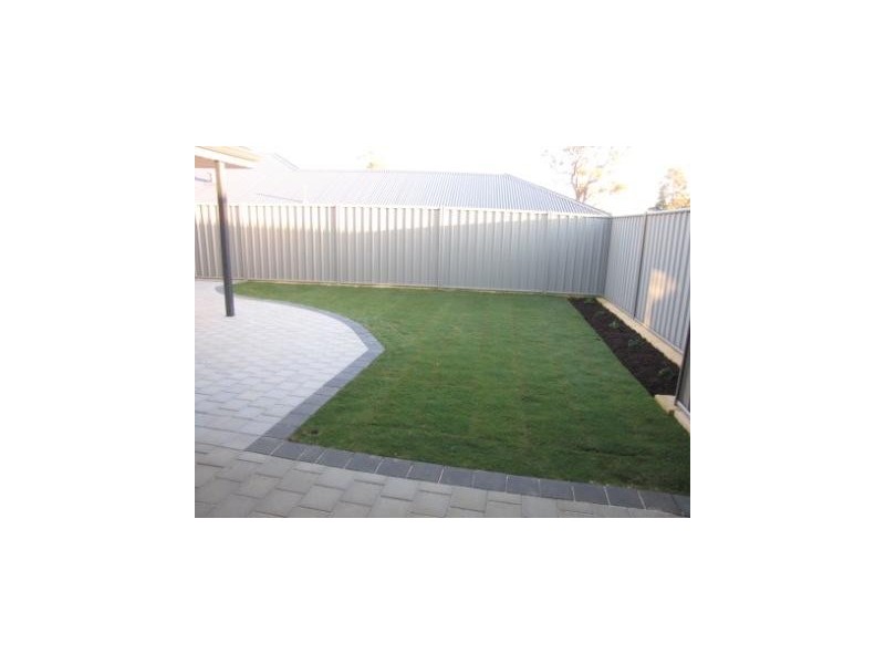 11 Pagham Crt, Wellard WA 6170