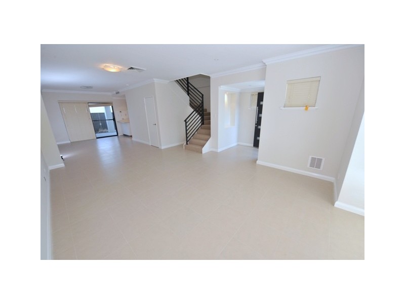 3/93 Kent Street, Rockingham WA 6168