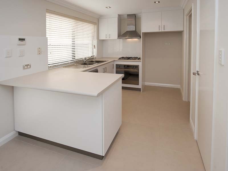 2/93 Kent Street, Rockingham WA 6168