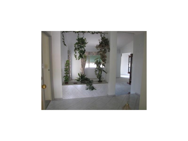 6 Porpoise Grove, Waikiki WA 6169