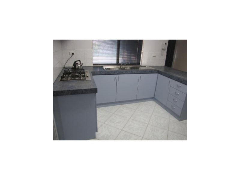 6 Porpoise Grove, Waikiki WA 6169