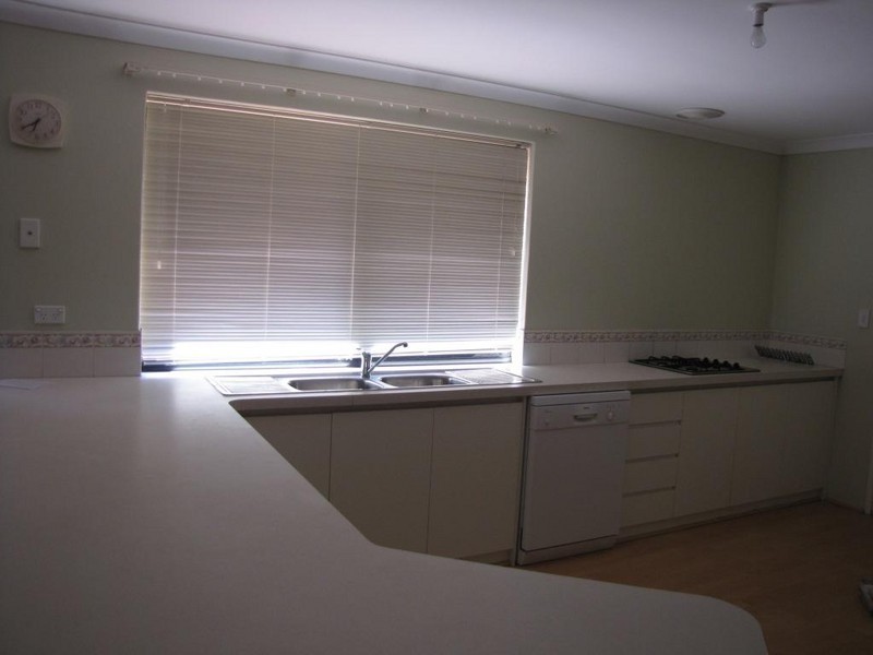 38 Bay View, Rockingham WA 6168