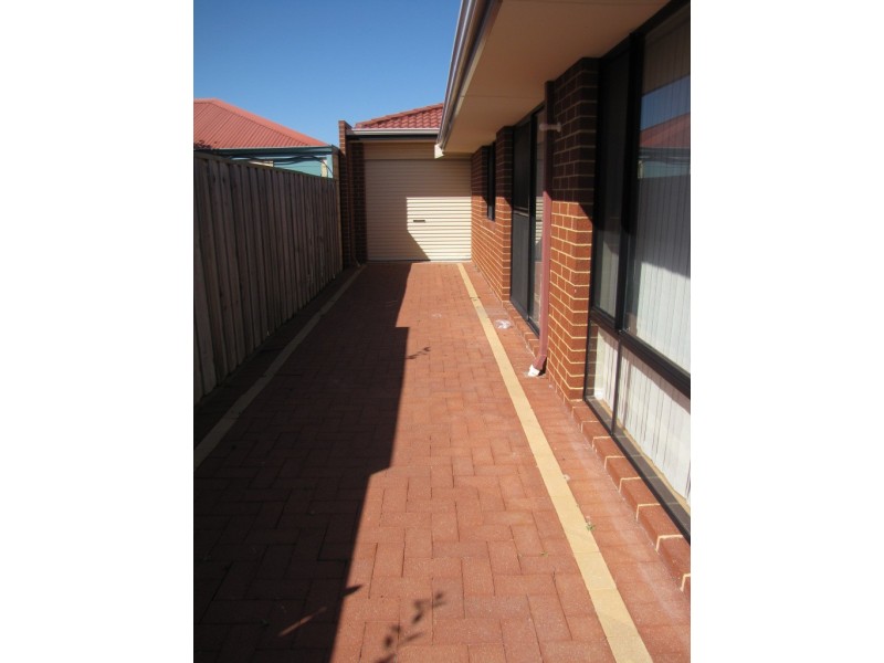 38 Bay View, Rockingham WA 6168