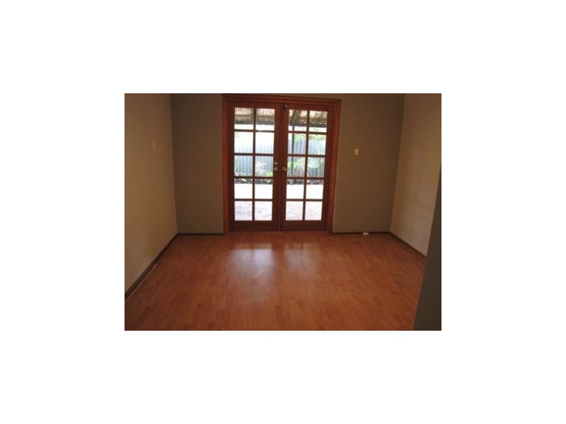 59 Malibu Rd, Safety Bay WA 6169