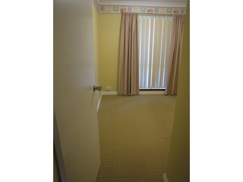 10 Burnside Way, Waikiki WA 6169