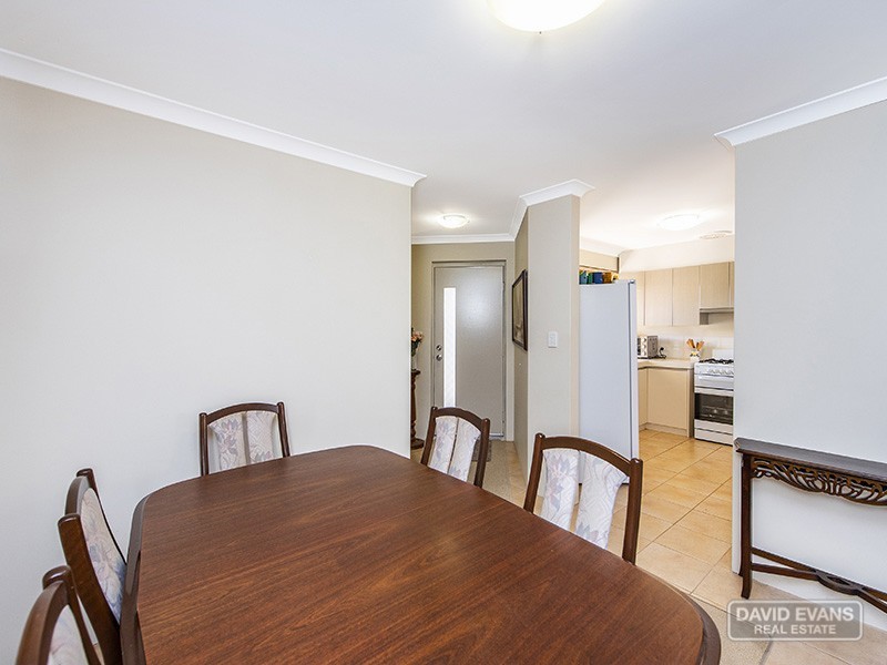 4 Fathom Ramble, Waikiki WA 6169