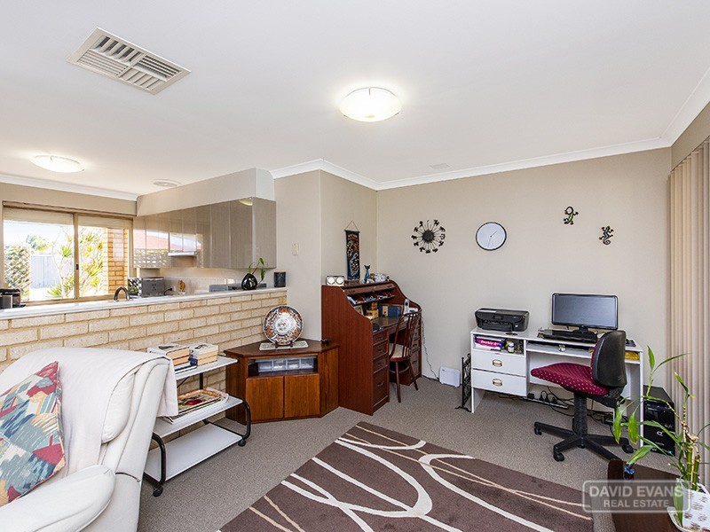 4 Fathom Ramble, Waikiki WA 6169