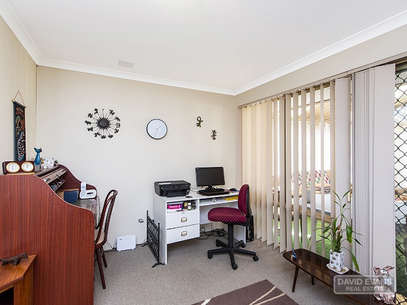 4 Fathom Ramble, Waikiki WA 6169