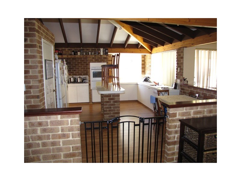 12 Barbados Crescent, Safety Bay WA 6169