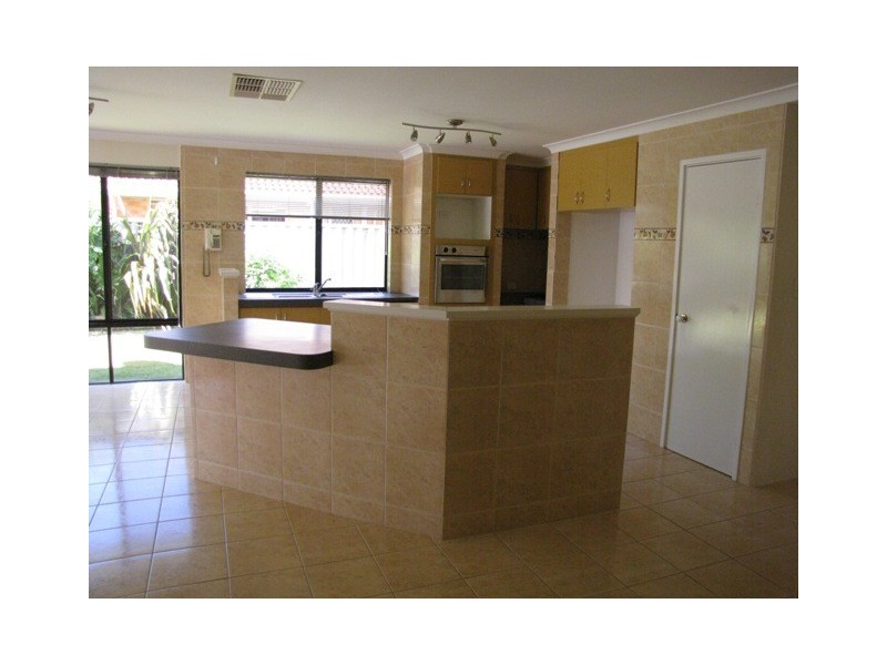 6 Gandessa Green, Port Kennedy WA 6172