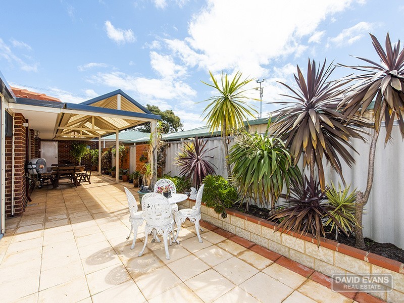 21 Fawdon Street, Safety Bay WA 6169
