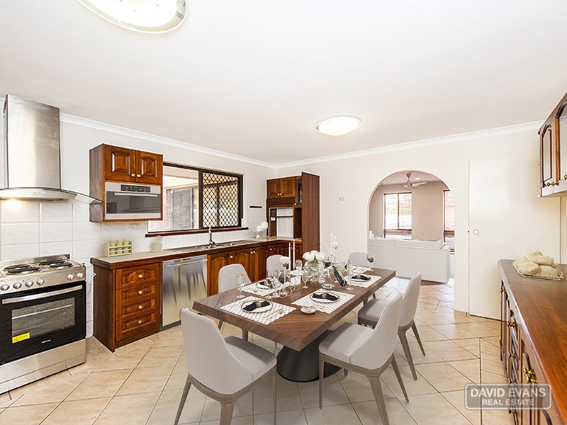 77 Council Avenue, Rockingham WA 6168