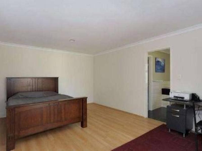 22 Monkton Way, Warnbro WA 6169